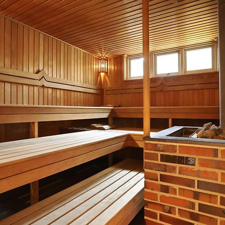 B&B - Sauna D'Olle Pastorie Vierhuizen Buitenkant foto